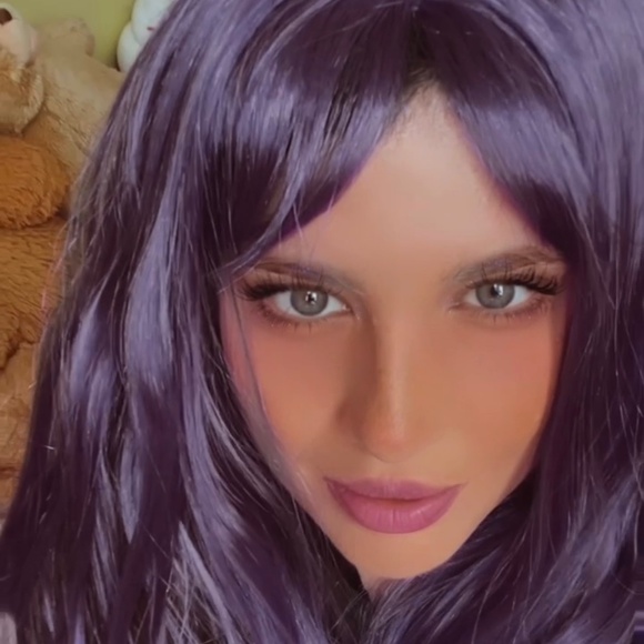 Meet your Posher, Iddy - Picture 3 of 3